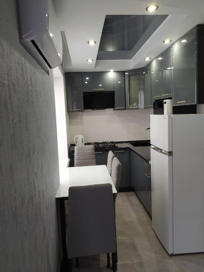 2Rooms Apartment - 181 Gogol Street Zaporizhia Екстериор снимка